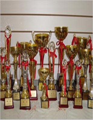 ˿׻ױְҵѵѧУӵдѧʦ5ˣҼʦ2ˣҸ߼ݣױʦ5ˣҿ2ˡÿٰೡͼʾ...