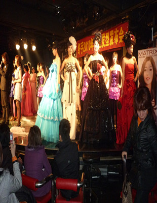 רҵװڸװַš̰ơξᡢȸʱʵ÷͡
ʱװࣺ͵Ĳ裬͡ʵȣ...